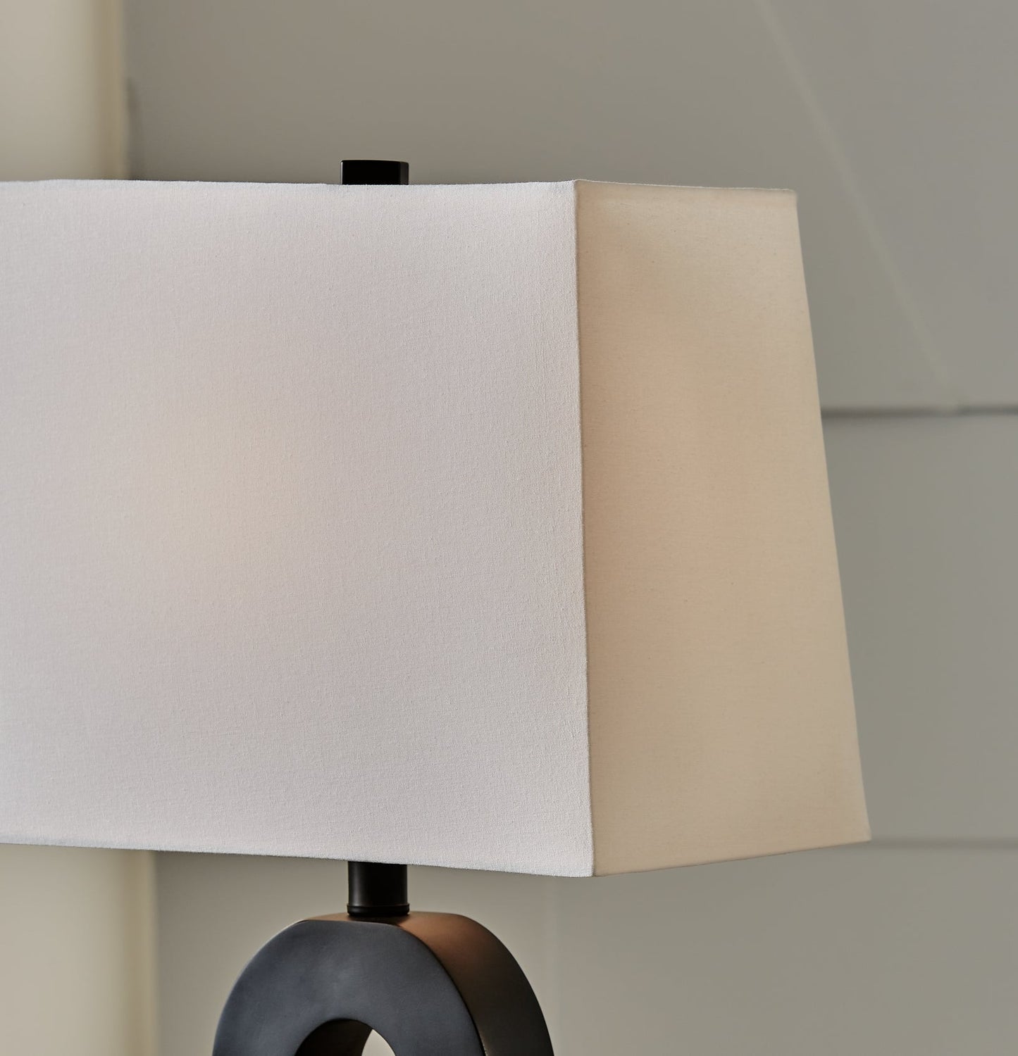 Markellton Poly Table Lamp (2/CN) Dawn Test Store Dev