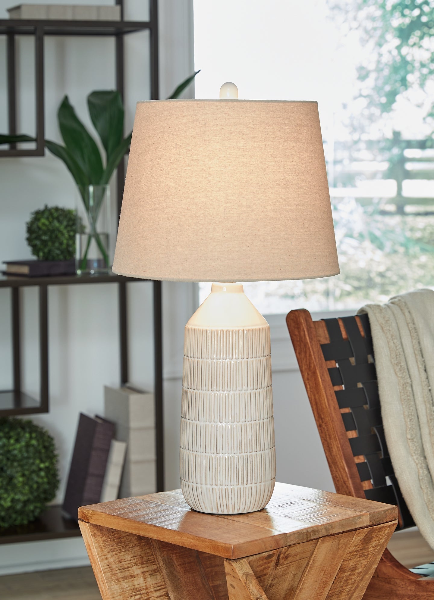 Willport Ceramic Table Lamp (2/CN) Dawn Test Store Dev