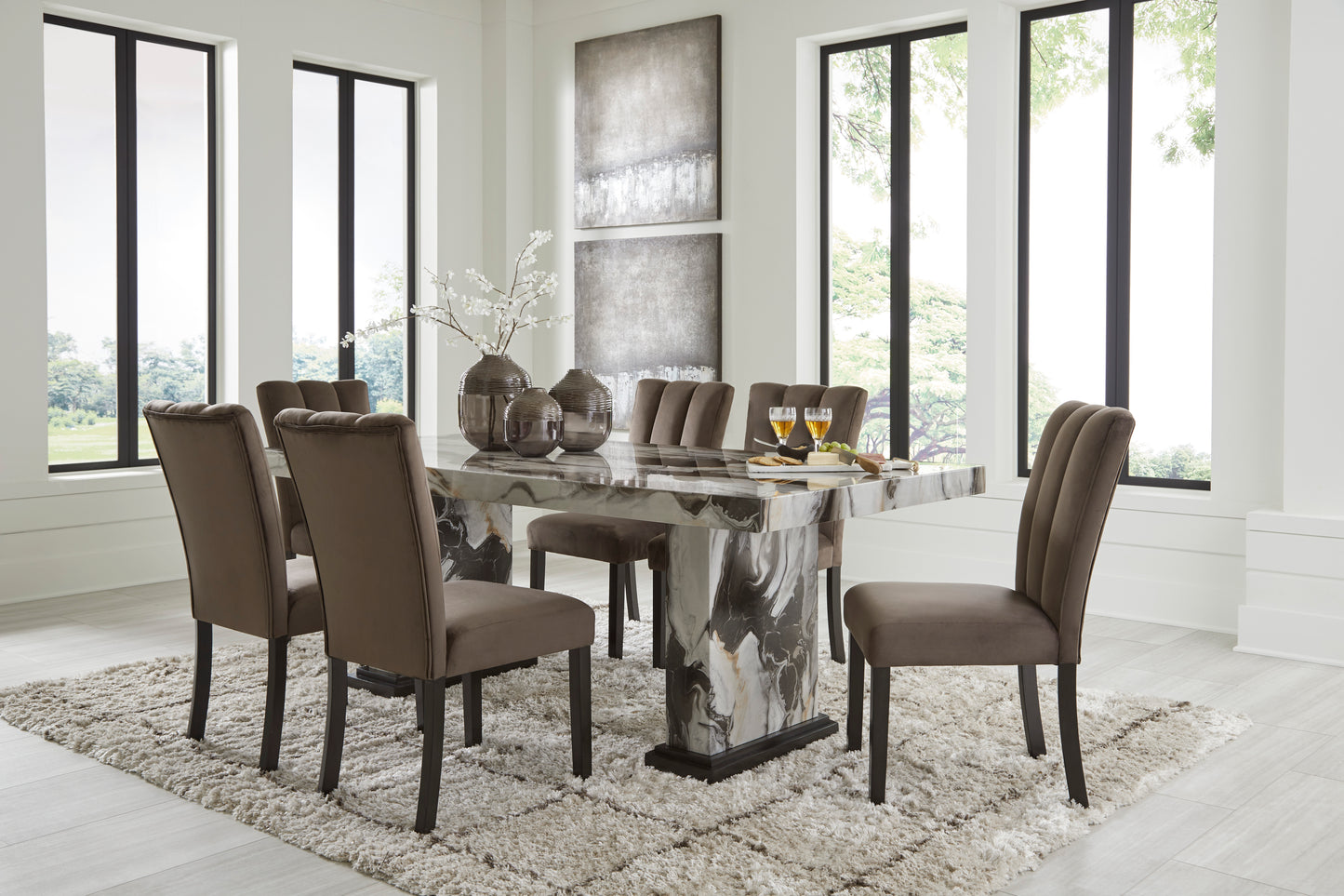 Ashley Signature Design Jeshina Diningroom Set