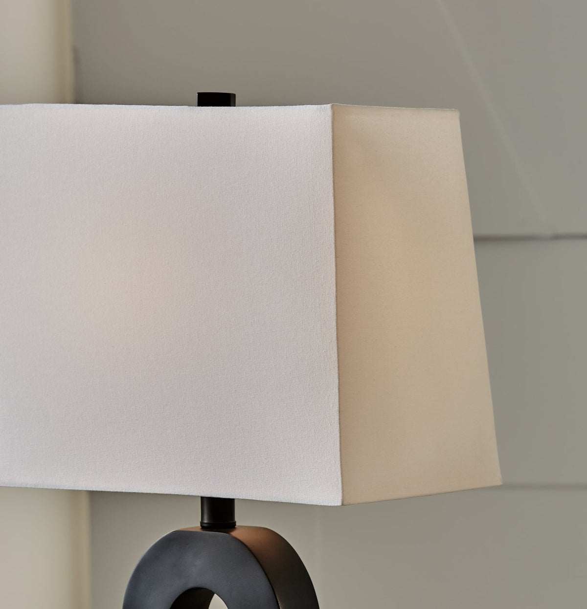 Markellton Poly Table Lamp (2/CN) Dawn Test Store Dev
